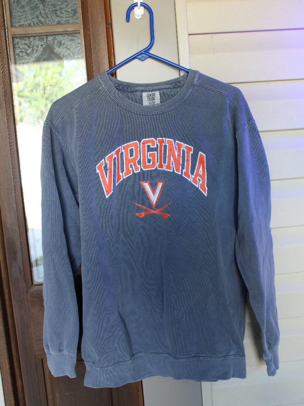 University of Virginia Sweatshirt Size Medium